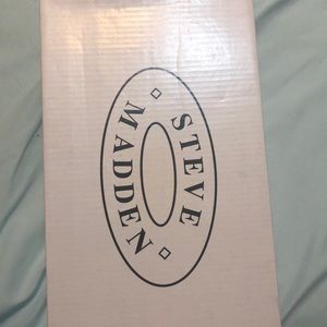 Girls Steve Madden sandals